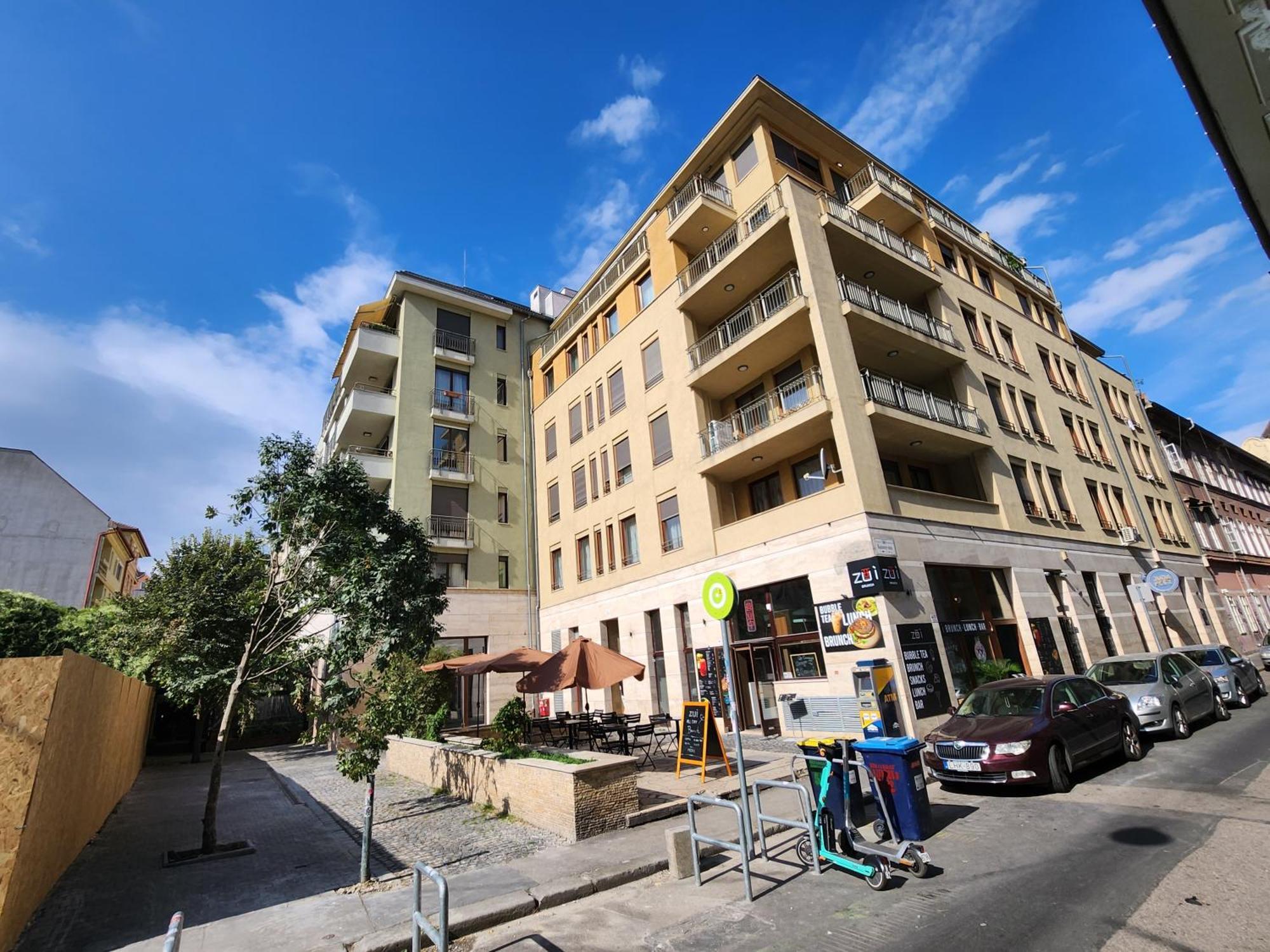 Apartment Cloud Gozsdu
